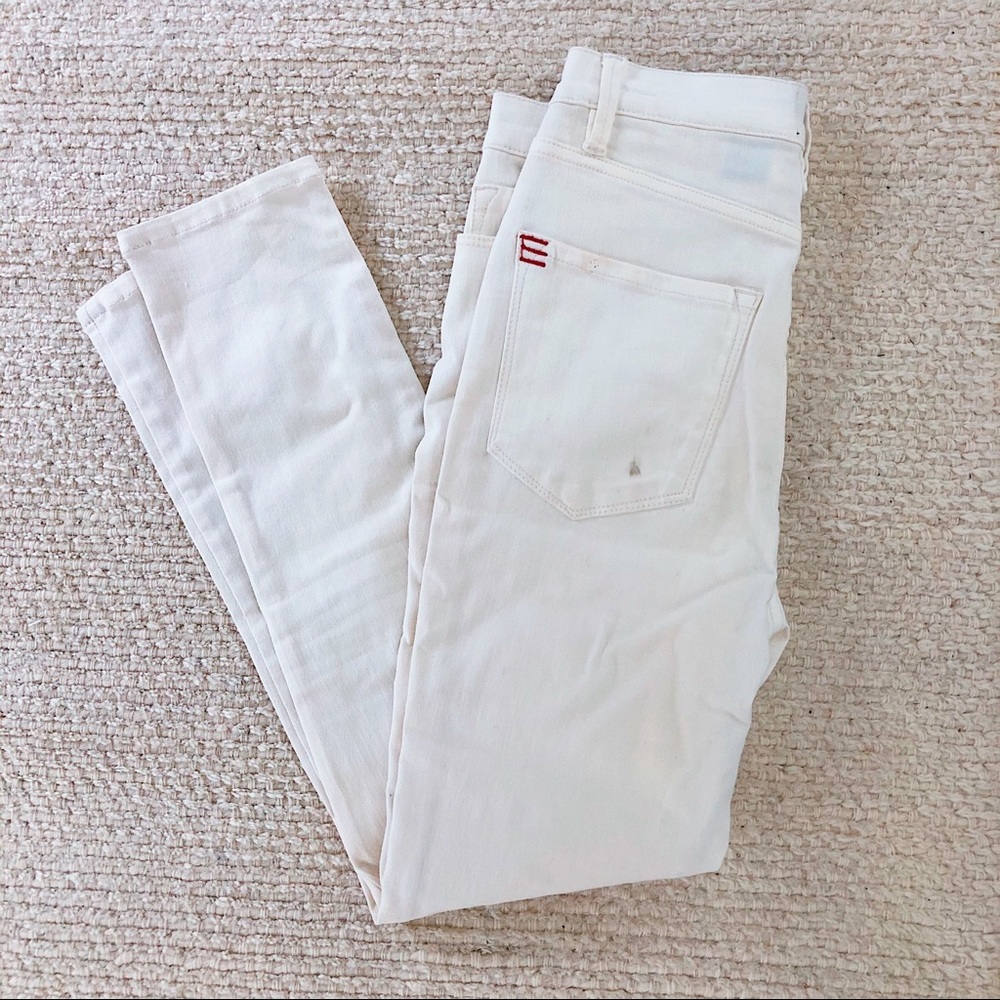 BDG white skinny ankle pants, size 27